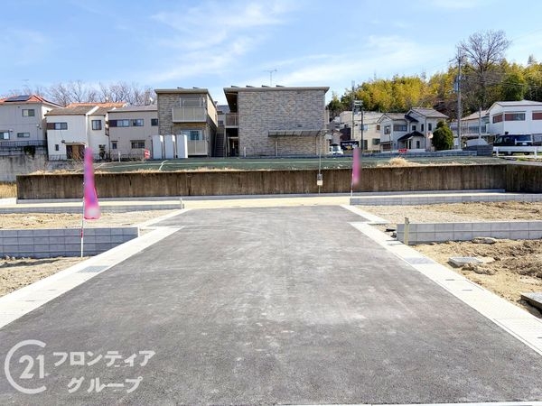 北葛城郡上牧町大字中筋出作　新築一戸建て　３期　１号棟