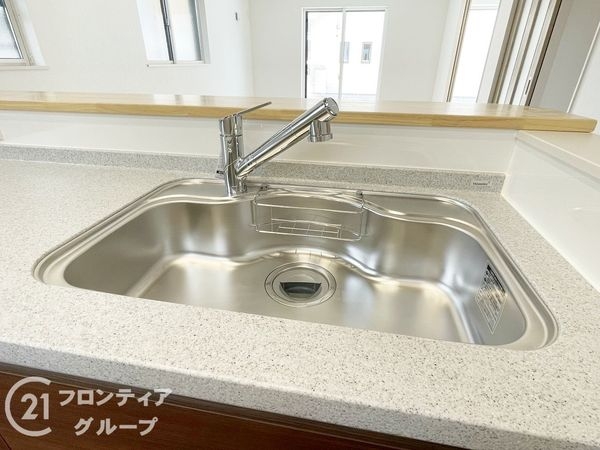 奈良市東紀寺町３丁目　新築一戸建て　第２　１号棟