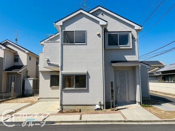 生駒郡斑鳩町龍田南５丁目　中古一戸建て