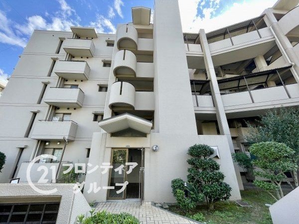 ローレルコート萩の台８号棟　中古マンション
