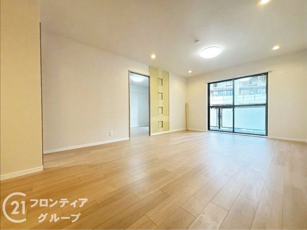 ローレルコート萩の台８号棟　中古マンション