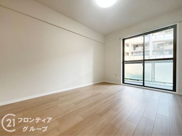 ローレルコート萩の台８号棟　中古マンション