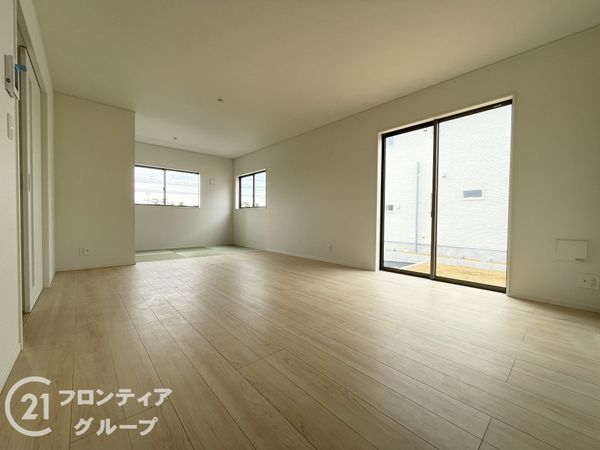 奈良市七条１丁目　新築一戸建て　第６　１号棟