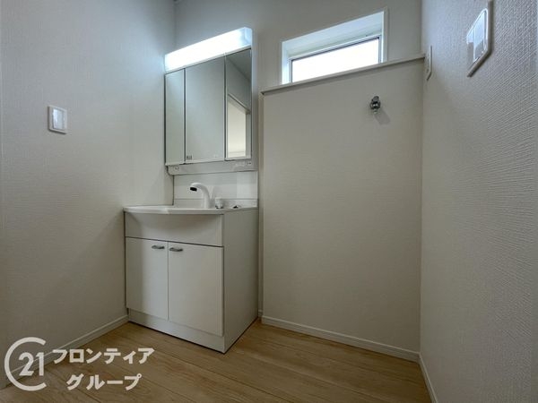 奈良市七条１丁目　新築一戸建て　第６　２号棟