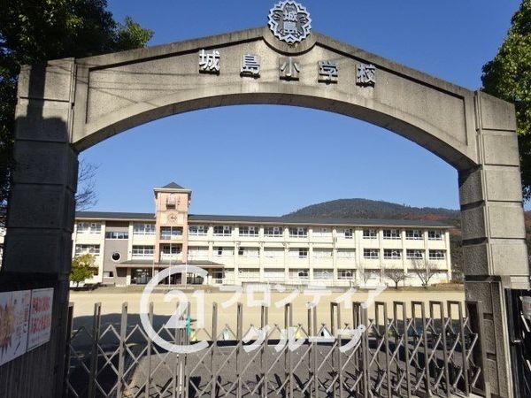 桜井市大字外山　新築一戸建て　５期　１号棟(桜井市立城島小学校)