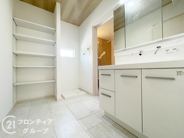 桜井市大字谷　新築一戸建て　１号棟