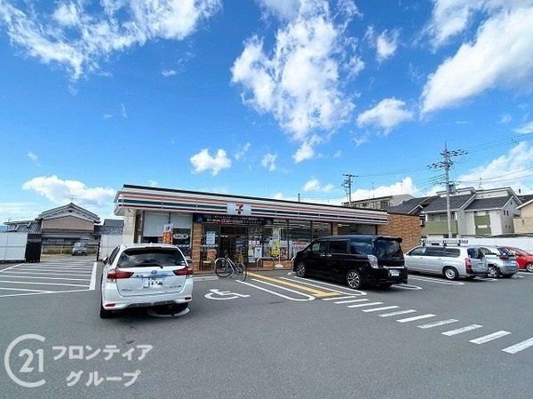 桜井市大字粟殿　新築一戸建て　１３期　４号棟(セブンイレブン桜井粟殿店)