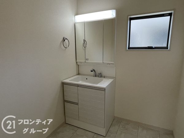桜井市大字粟殿　新築一戸建て　１３期　４号棟
