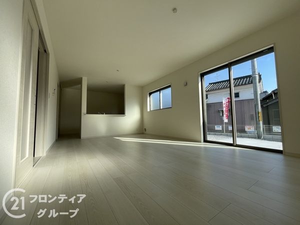 桜井市大字粟殿　新築一戸建て　１３期　４号棟