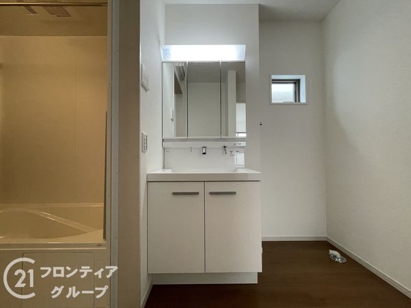 奈良市柏木町新築一戸建て　１期　２号棟
