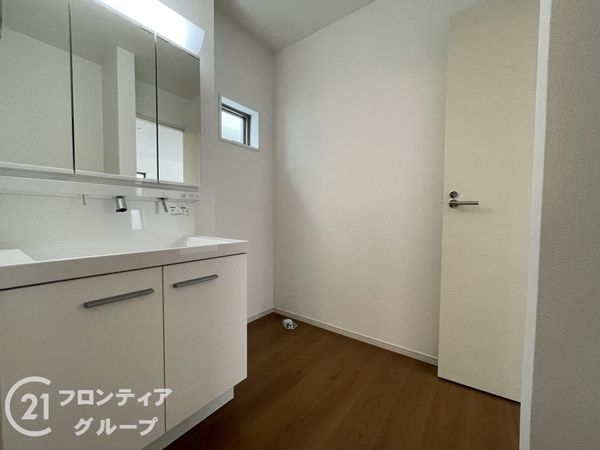 奈良市柏木町新築一戸建て　１期　２号棟