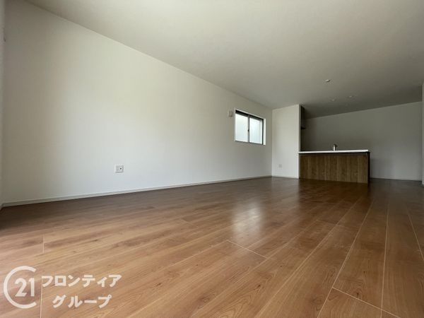 奈良市柏木町新築一戸建て　１期　２号棟