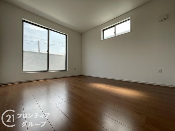 奈良市柏木町新築一戸建て　１期　２号棟