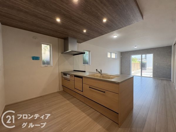 北葛城郡上牧町大字中筋出作　新築一戸建て　１号棟