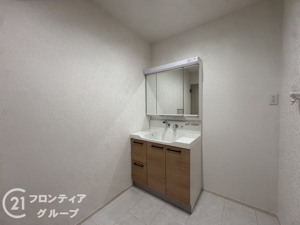 北葛城郡上牧町大字中筋出作　新築一戸建て　１号棟