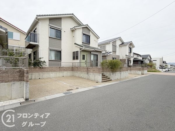 京田辺市同志社山手３丁目の中古一戸建て