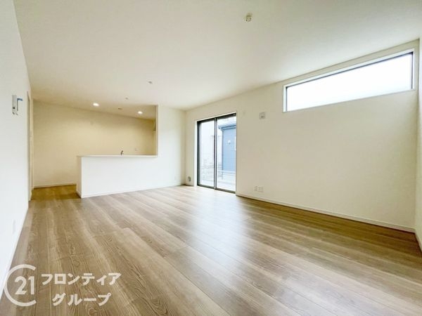 桜井市大字大豆越　新築一戸建て　７期　３号棟