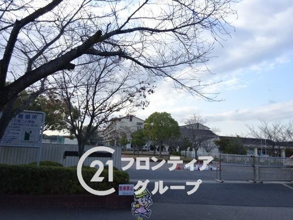 香芝市真美ヶ丘５丁目の中古一戸建て(広陵町立真美ケ丘第二小学校)