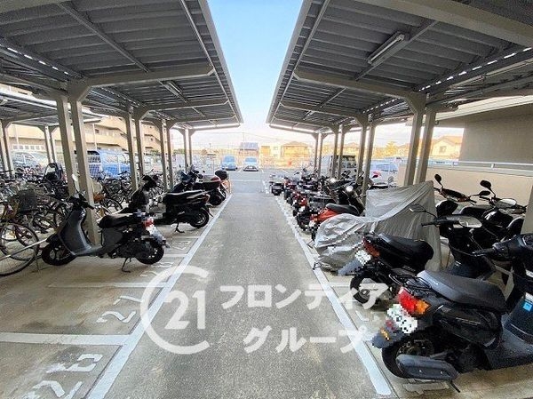 ローレルコート天理前栽　中古マンション
