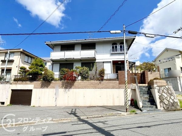 生駒市小明町の中古一戸建て