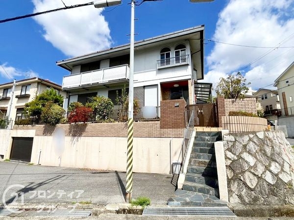生駒市小明町の中古一戸建て