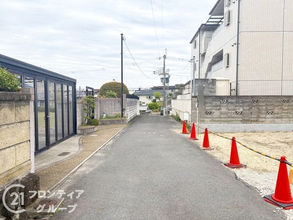 奈良市あやめ池南２丁目　新築一戸建て　１期　２号棟