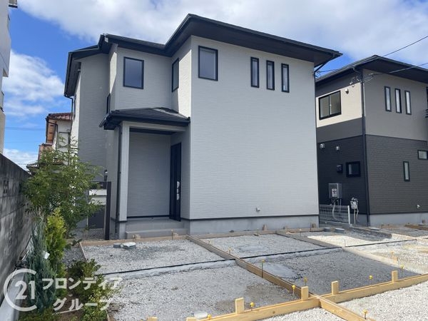 奈良市あやめ池南２丁目　新築一戸建て　１期　１号棟