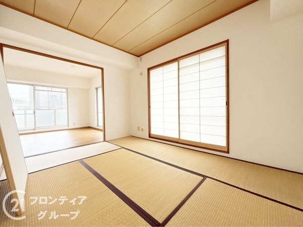 ローレルスクエア木津川台２期１３番館　中古マンション