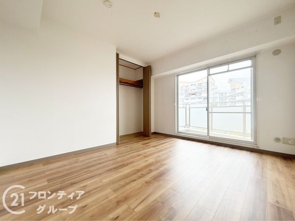 ローレルスクエア木津川台２期１３番館　中古マンション