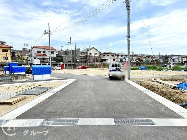 生駒市中菜畑２丁目　新築一戸建て　１期　５号棟