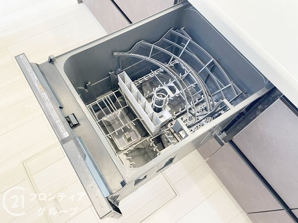 生駒市中菜畑２丁目　新築一戸建て　１期　５号棟