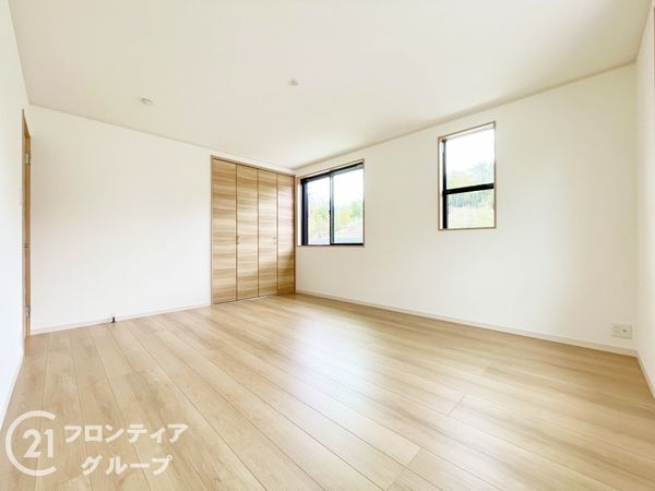 木津川市州見台６丁目　新築一戸建て　２期　６０号棟