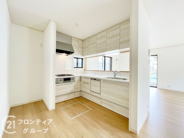 木津川市州見台６丁目　新築一戸建て　２期　６０号棟