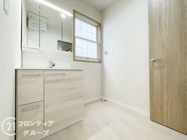 京田辺市花住坂３丁目の中古一戸建て