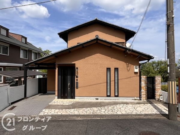 奈良市鳥見町３丁目の中古一戸建て
