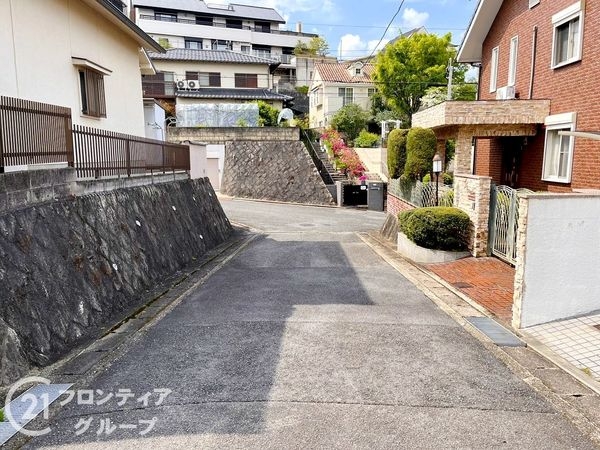 奈良市鳥見町３丁目の中古一戸建て