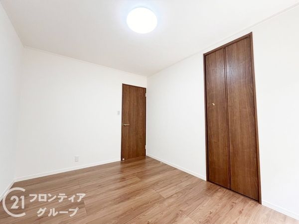 生駒市鹿ノ台東１丁目の中古一戸建て