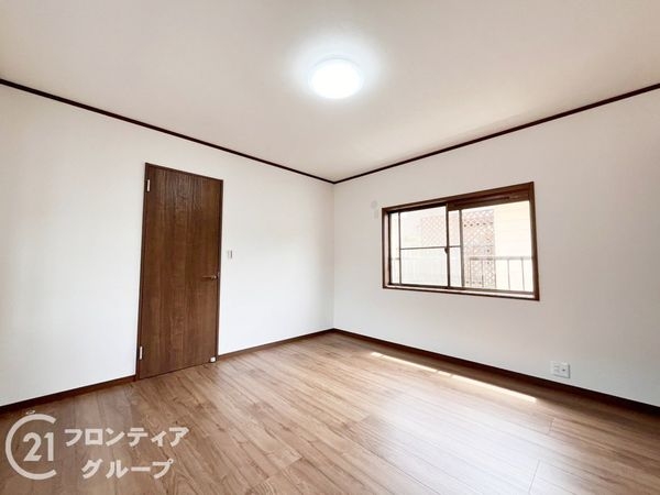 生駒市鹿ノ台東１丁目の中古一戸建て