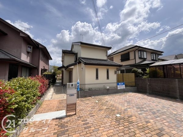 生駒市鹿ノ台東１丁目　中古一戸建て