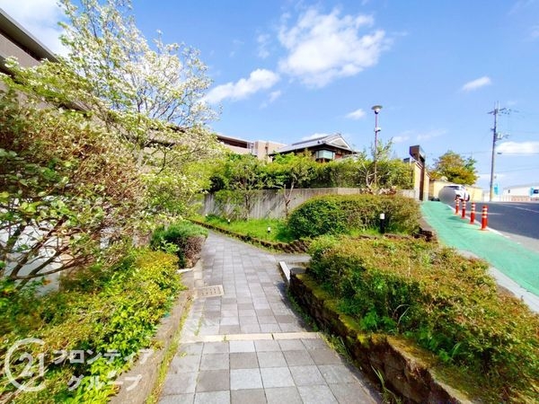 メロディーハイム松井山手ヒルズビュー　中古マンション