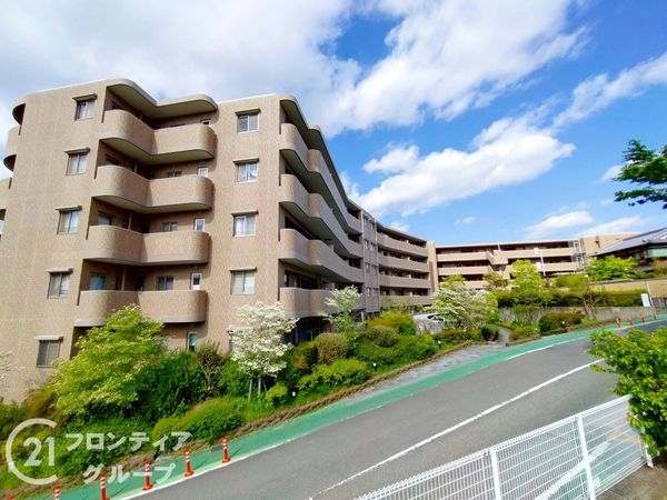 メロディーハイム松井山手ヒルズビュー　中古マンション