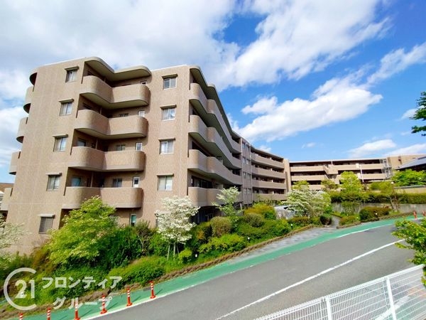 メロディーハイム松井山手ヒルズビュー　中古マンション