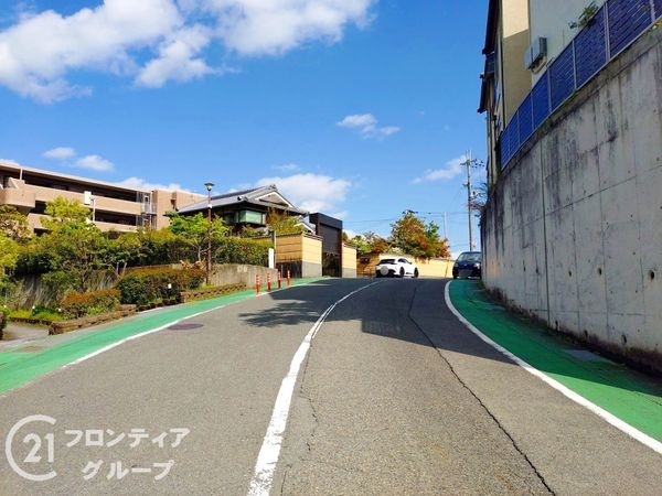 メロディーハイム松井山手ヒルズビュー　中古マンション