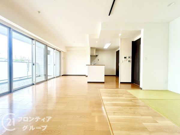 ローレルスクエア学研奈良登美ヶ丘３期　中古マンション
