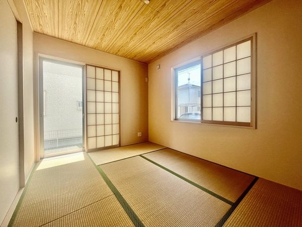 天理市二階堂上ノ庄町の中古一戸建て