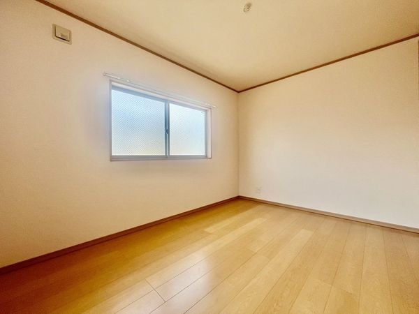 天理市二階堂上ノ庄町の中古一戸建て