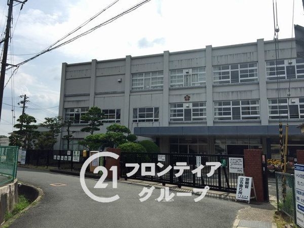 木津川市加茂町駅東　新築一戸建て　２期　２号棟(木津川市立加茂小学校)