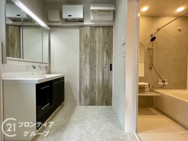 生駒市生駒台南　新築一戸建て　１号棟