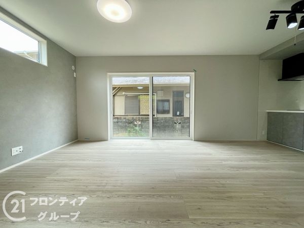 生駒市生駒台南　新築一戸建て　１号棟