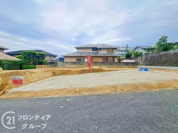 生駒市生駒台南　新築一戸建て　２号棟